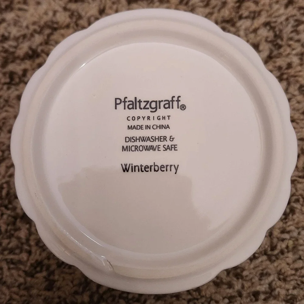 Pfaltzgraff winterberry stoneware